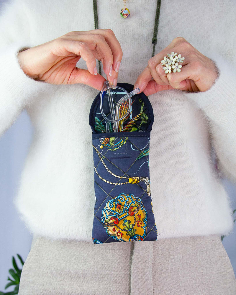 Darcy Glasses Case in Grey