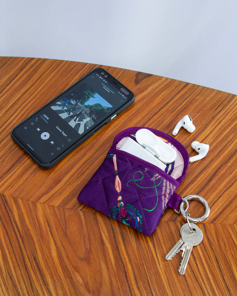 Quilted Airpod Case in Purple