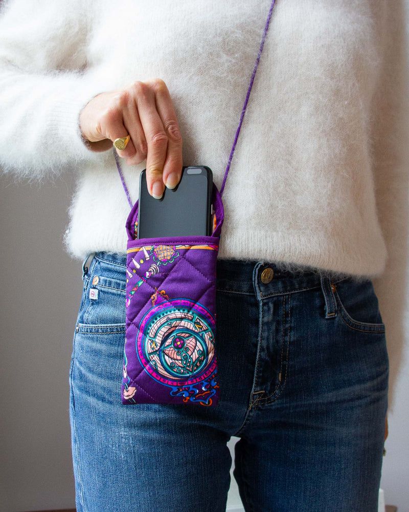 Darcy Glasses Case in Purple